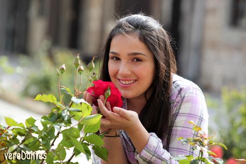 ורד דנטס-צילום ואיפור-בוק בת מצווה-מקצועי